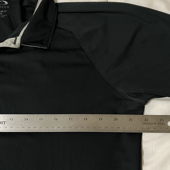 Oakley Black Polo Shirt with White Accents - Picture 9 of 9